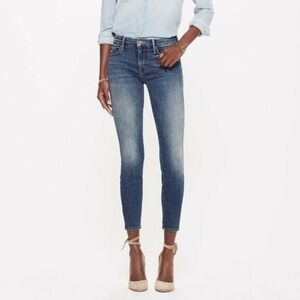 MOTHER The Looker Crop Skinny Jeans in Come Sundown Wash Size 30
